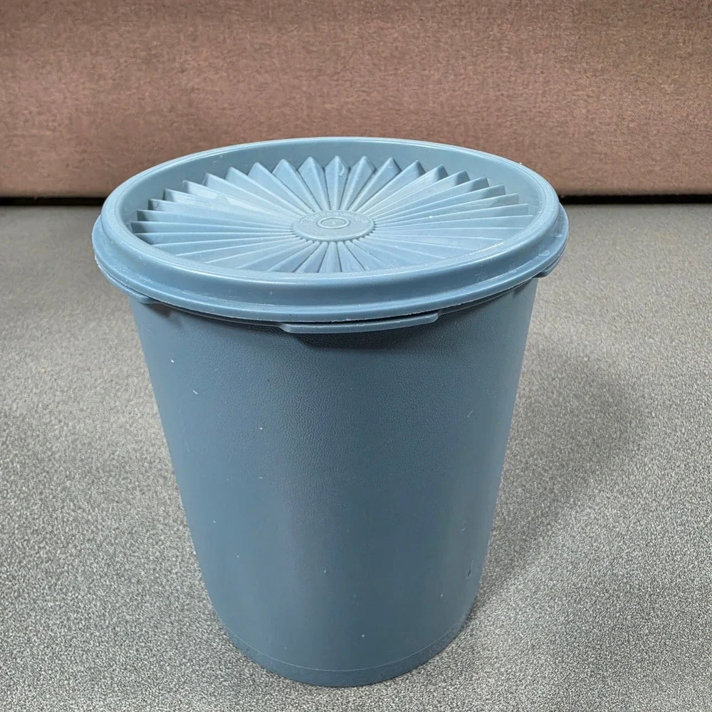 Tupperware Servalier Canister Blue Excellent Sunburst Lid Vintage Made USA
